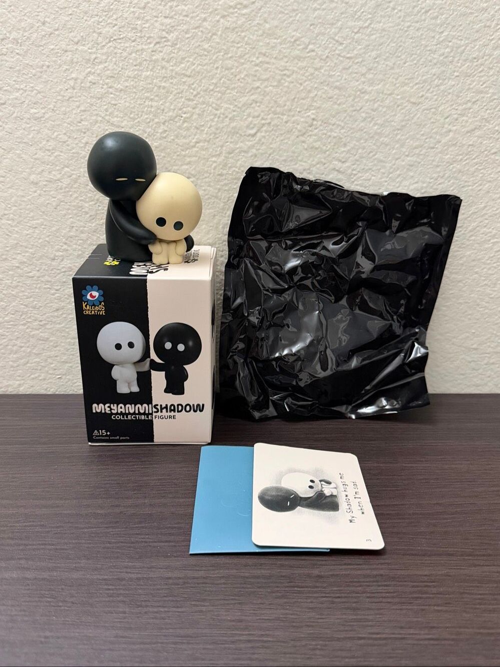Kaleidos Creative Meyanmi Shadow Blind Box Figure - Hug